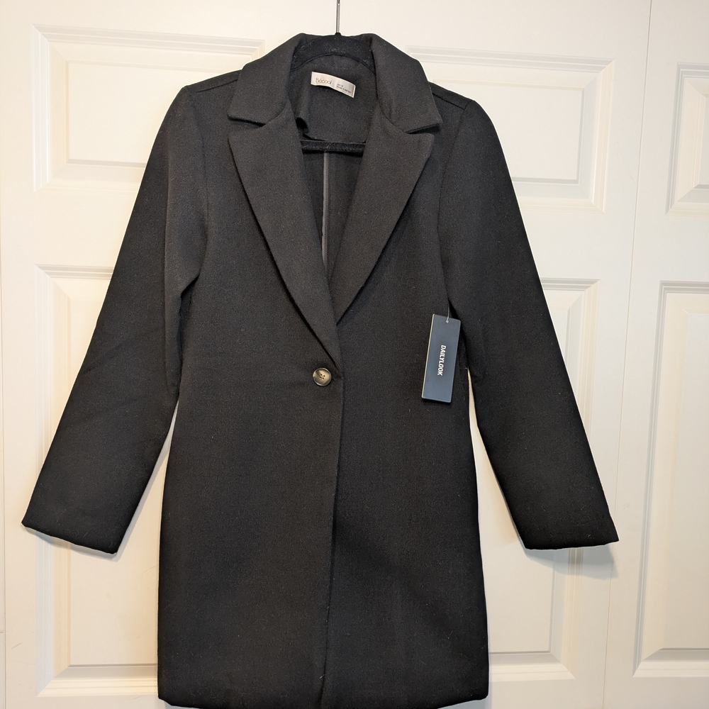 NWT Single Button Classic Black Coat